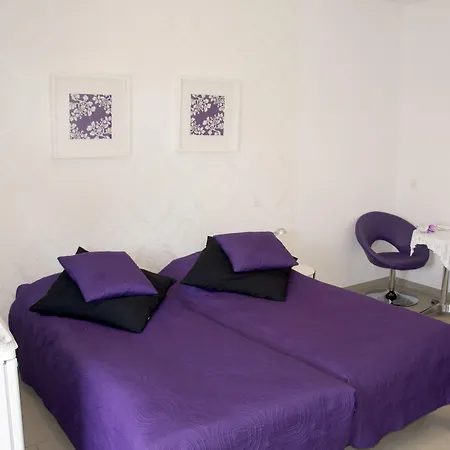 Coco Aps Bed & Breakfast