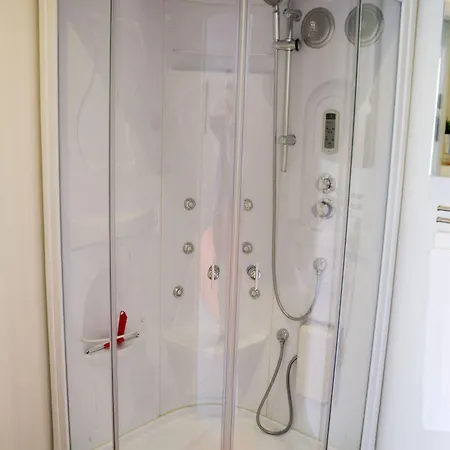 לינה וארוחת בוקר Coco Aps