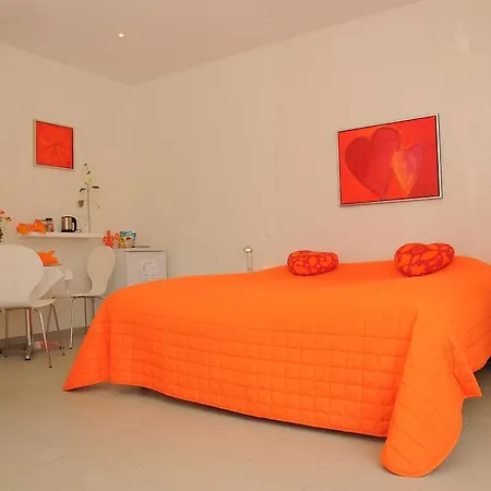 Bed and breakfast Coco Aps 3*
