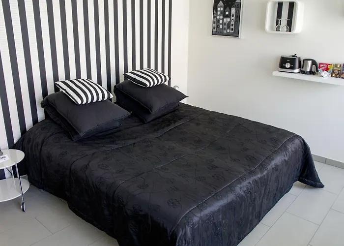 Coco Aps Nocleg ze śniadaniem 3*